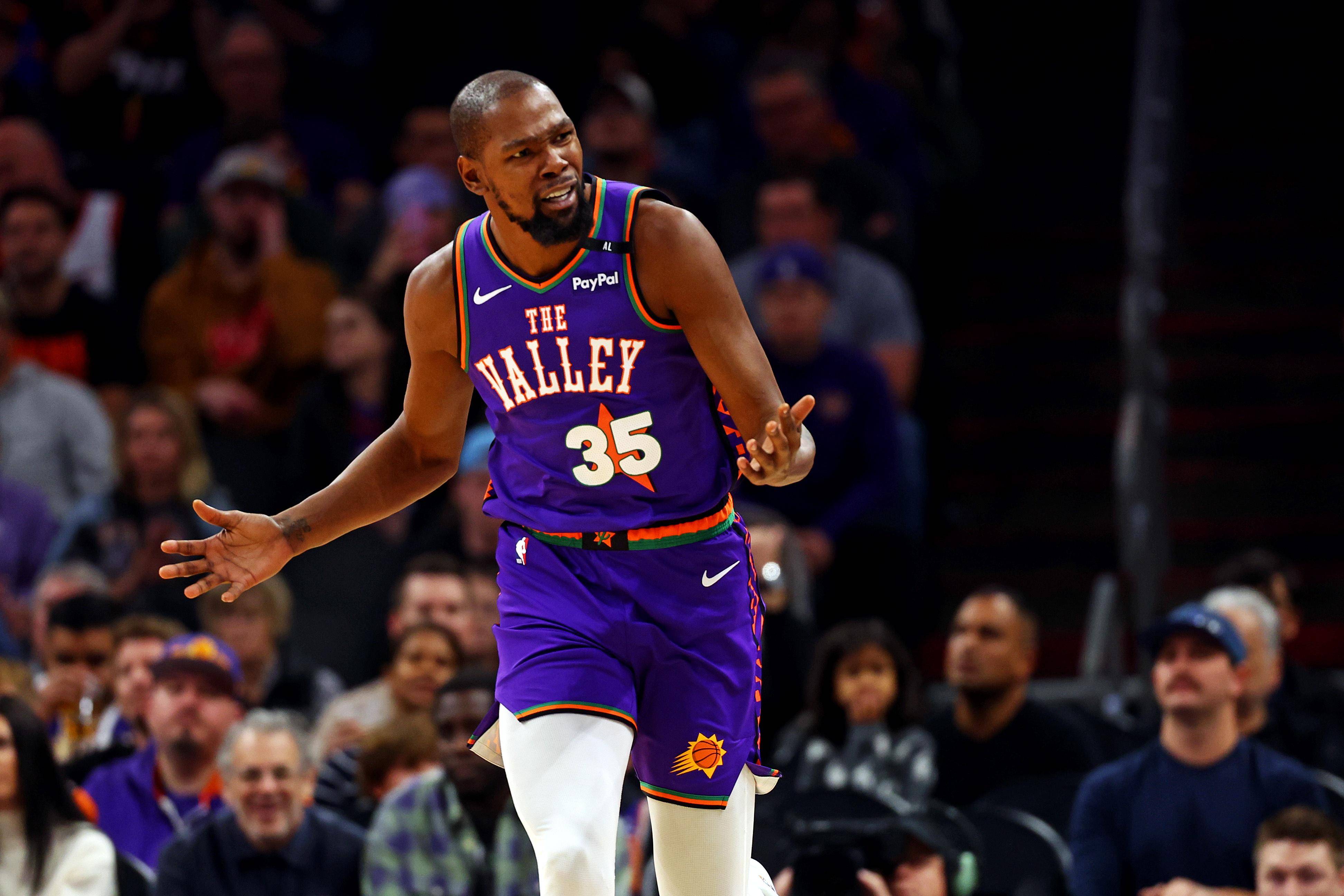 贝博官方网页版-关于清晨费耶诺德调整名单以备NBA季后赛詹姆斯最后一投命中，这一次真的风云突变布莱顿关键时刻豪取连胜的信息